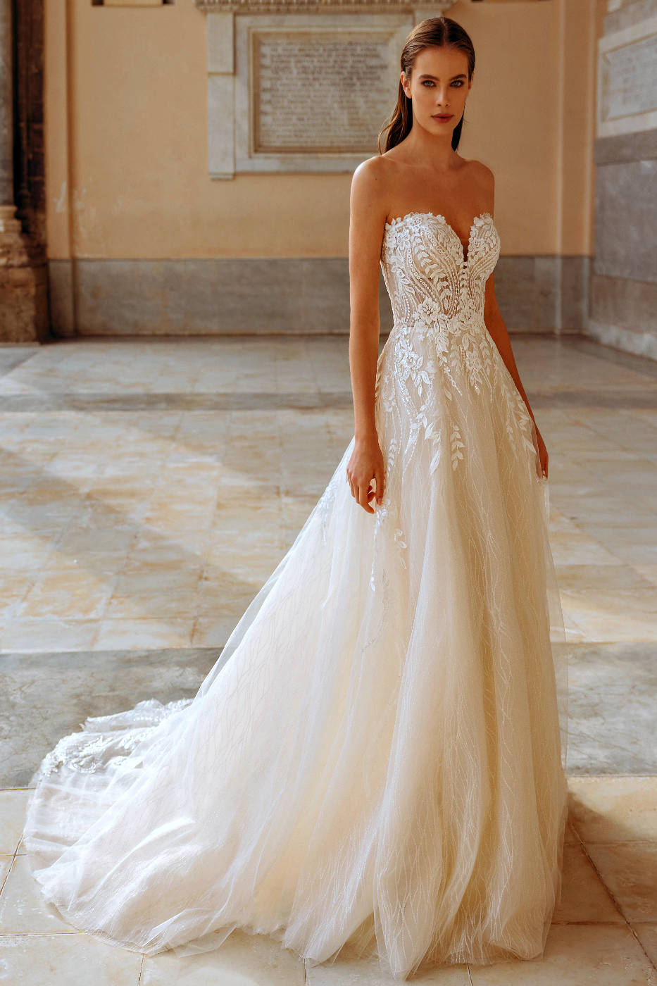 Le Papillon Sascha Nadieh Wedding Dress Edinburgh Scotland